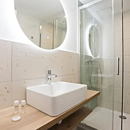 Luxurious Duplex With Private Sauna & Theater Parigi