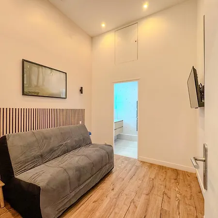 Appartamento Luxurious Duplex With Private Sauna & Theater Parigi